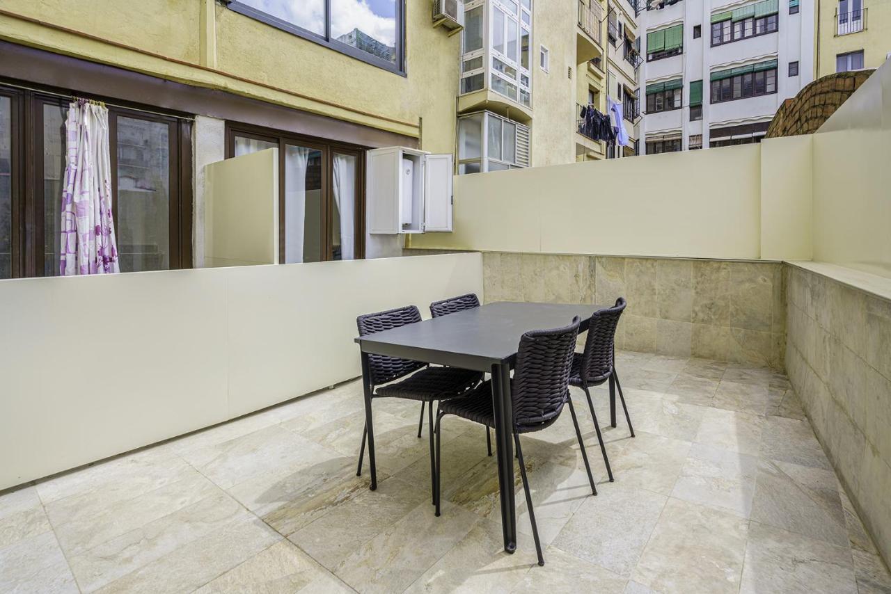 The White Flats Sant Antoni — Photos 2